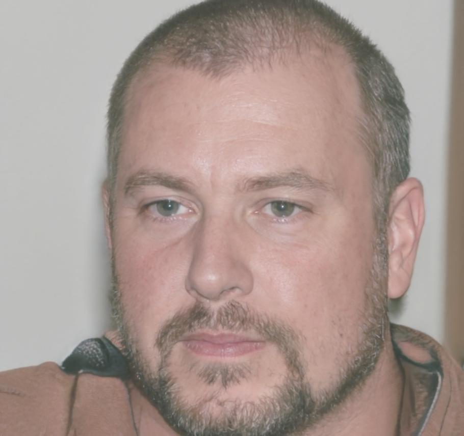 Portrait de Marc Dubois, Directeur Analyse Financière